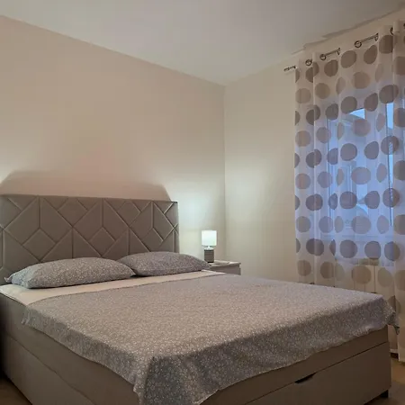 Gorana Апартаменты Нови-Винодолски